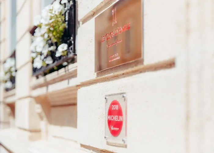 Casa de hóspedes Le Clos D'emile - Centre 4*